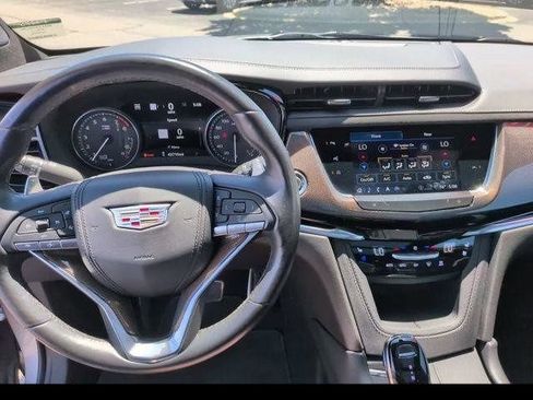 Certified 2023 Cadillac XT6 Sport w/ Platinum Package AWD/4WD image 27
