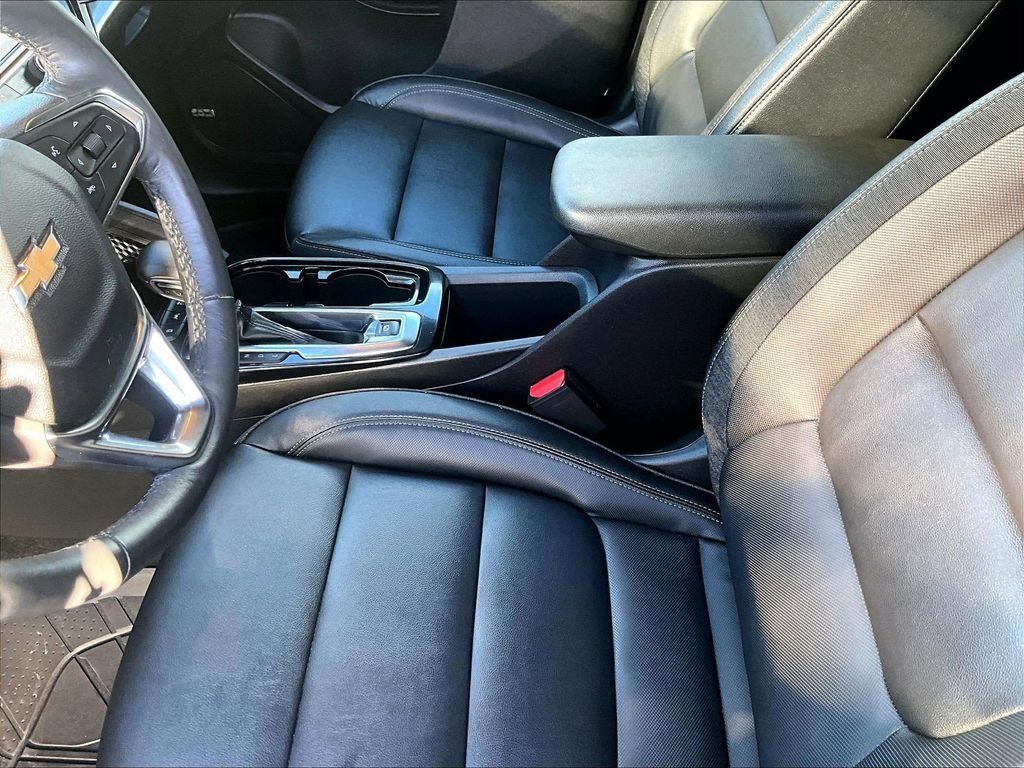 Used 2022 Chevrolet TrailBlazer ACTIV w/ Technology Package AWD/4WD image 20