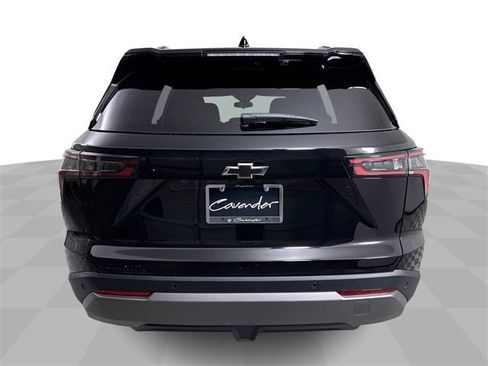 New 2026 Chevrolet Equinox LT w/ Convenience Package II image 7