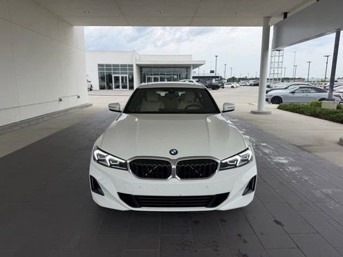 Certified 2025 BMW 330i Sedan w/ Premium Package RWD image 3