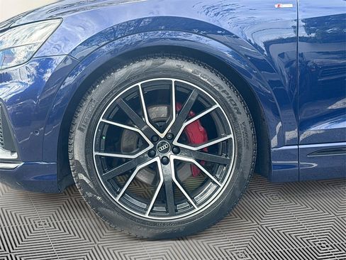 Used 2021 Audi Q8 Prestige w/ Prestige Package image 34