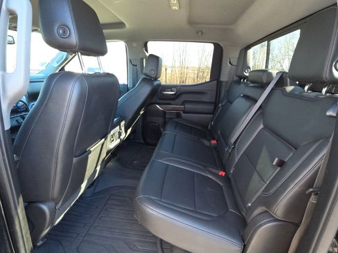 Used 2019 GMC Sierra 1500 SLT w/ SLT Premium Plus Package image 31