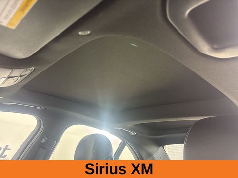 Used 2020 Mercedes-Benz C 300 4MATIC Sedan image 10