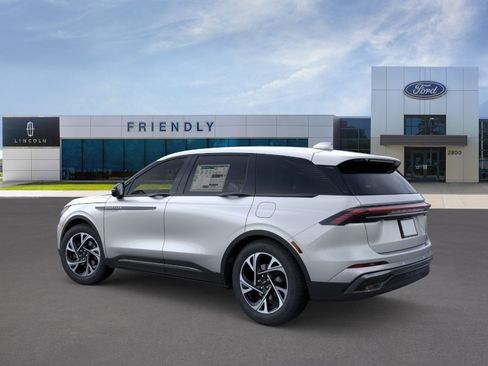 New 2026 Lincoln Nautilus Premier w/ Equipment Group 102A AWD/4WD image 4