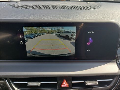 New 2026 Kia Seltos S image 32