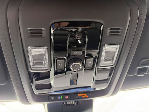New 2026 Chevrolet Tahoe Premier AWD/4WD image 36