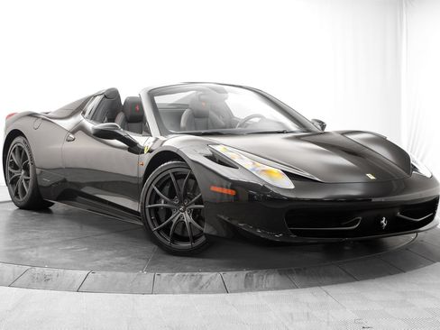 Used 2014 Ferrari 458 Spider RWD image 1