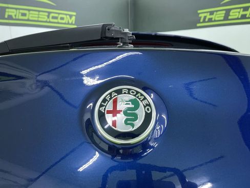 Used 2018 Alfa Romeo Stelvio w/ Cold Weather Package image 13