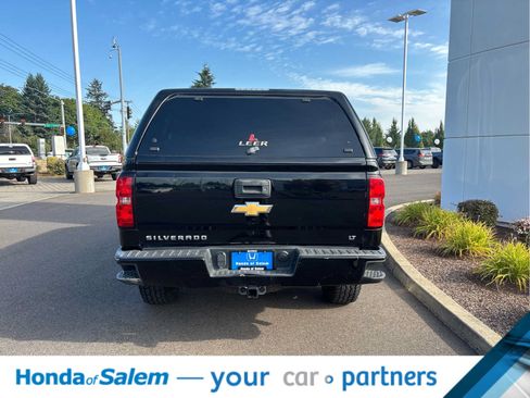Used 2018 Chevrolet Silverado 1500 LT w/ All Star Edition AWD/4WD image 5