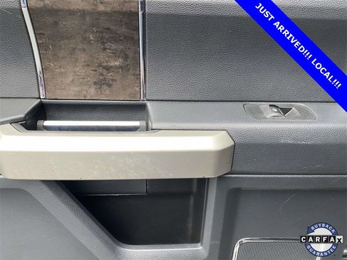 Used 2022 Ford F250 Lariat w/ Chrome Package image 13