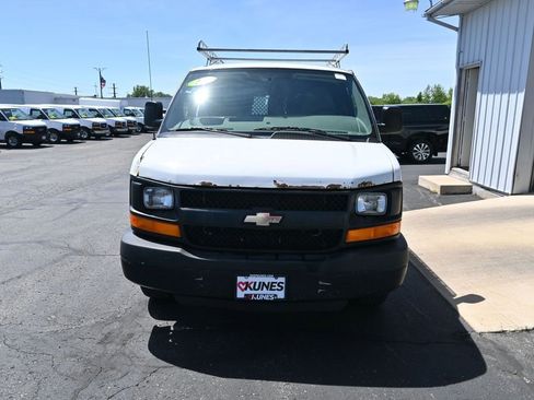 Used 2014 Chevrolet Express 3500 RWD image 8