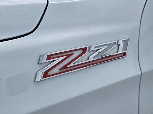 Used 2022 Chevrolet Tahoe Z71 w/ Luxury Package AWD/4WD image 44