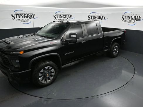 Used 2024 Chevrolet Silverado 2500 Custom w/ Custom Value Package AWD/4WD image 20