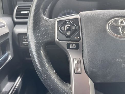 Used 2014 Toyota 4Runner SR5 RWD image 35