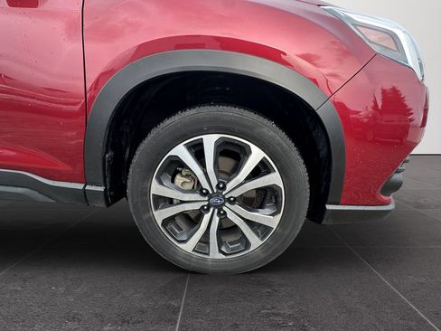 Used 2024 Subaru Forester Limited image 26