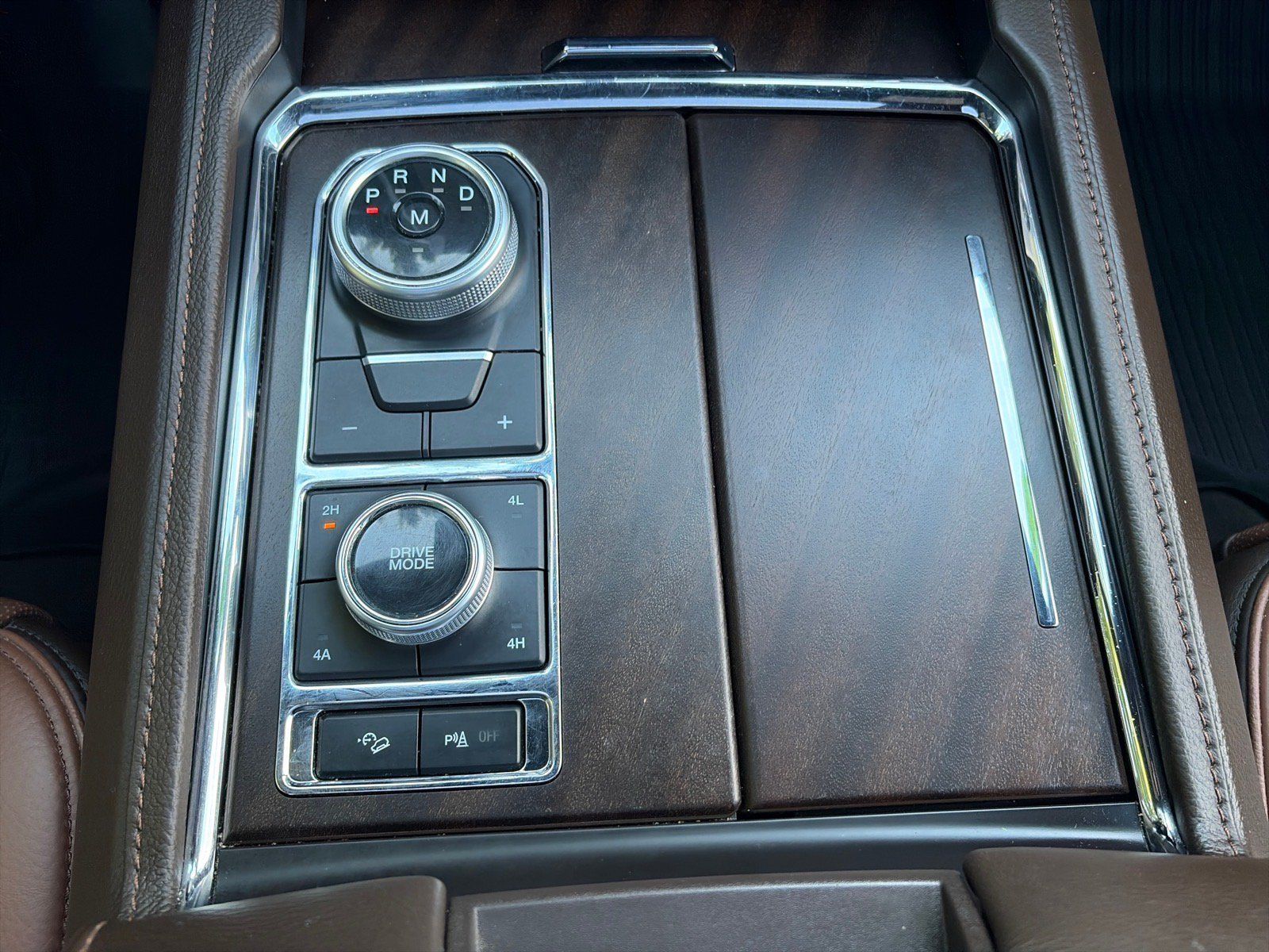 Used 2023 Ford Expedition Max King Ranch AWD/4WD image 23