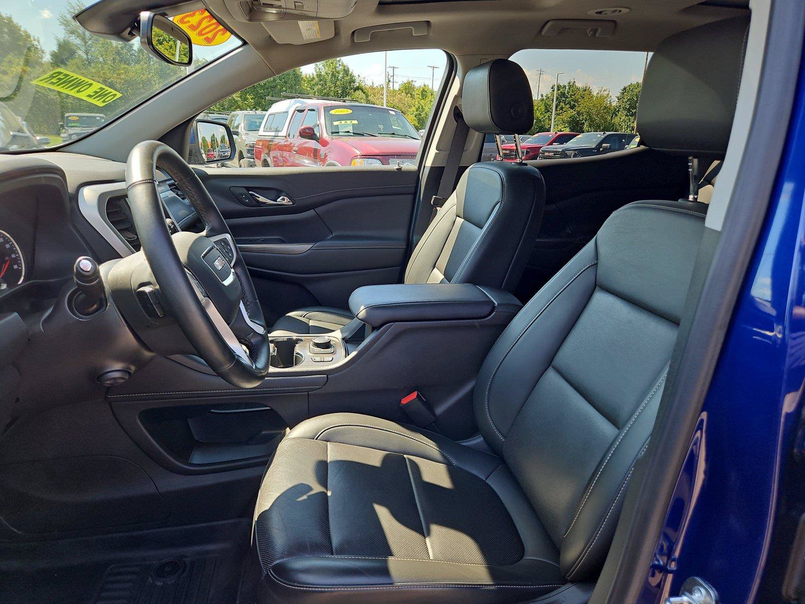 Used 2023 GMC Acadia SLT w/ Preferred Package AWD/4WD image 19
