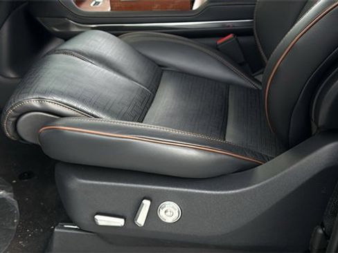 New 2026 Lincoln Navigator Black Label image 26