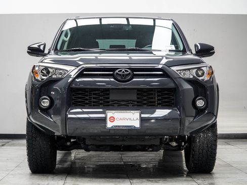 Used 2024 Toyota 4Runner SR5 Premium w/ Moonroof Package AWD/4WD image 7