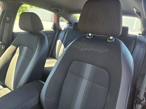 Used 2022 Honda Civic Sport image 13