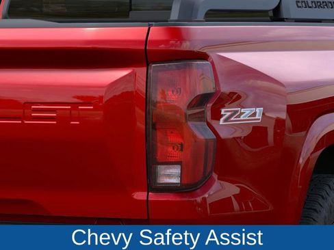New 2025 Chevrolet Colorado Z71 w/ Midnight Edition image 11