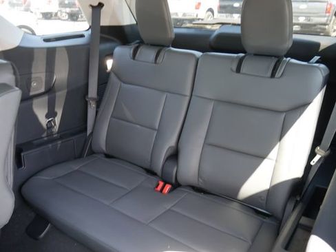 New 2026 Ford Explorer Active AWD/4WD image 26