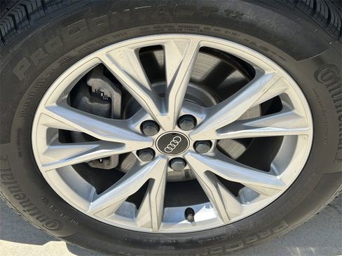 Used 2024 Audi Q3 2.0T Premium image 9