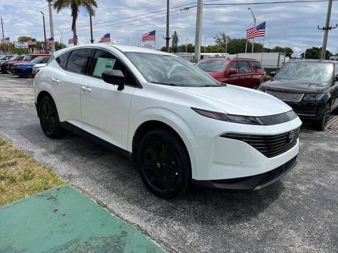 Used 2025 Nissan Murano SV FWD image 4