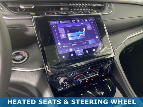 New 2025 Jeep Grand Cherokee L Altitude image 5