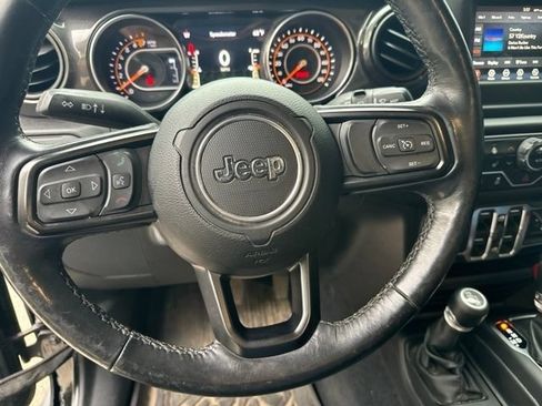 Used 2019 Jeep Wrangler Unlimited Sport AWD/4WD image 10