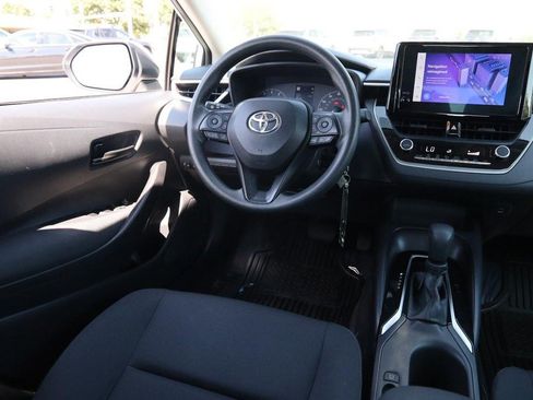 Certified 2025 Toyota Corolla LE FWD image 20
