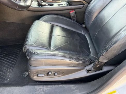 Used 2016 Buick LaCrosse Leather FWD image 16