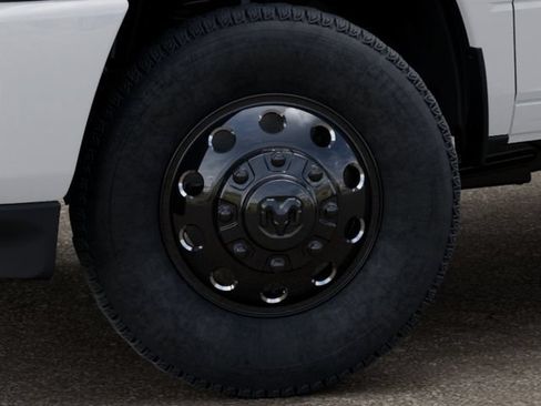 New 2026 RAM 3500 Big Horn AWD/4WD image 8