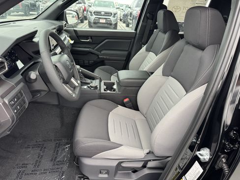 New 2026 Toyota Tacoma TRD Off-Road AWD/4WD image 2