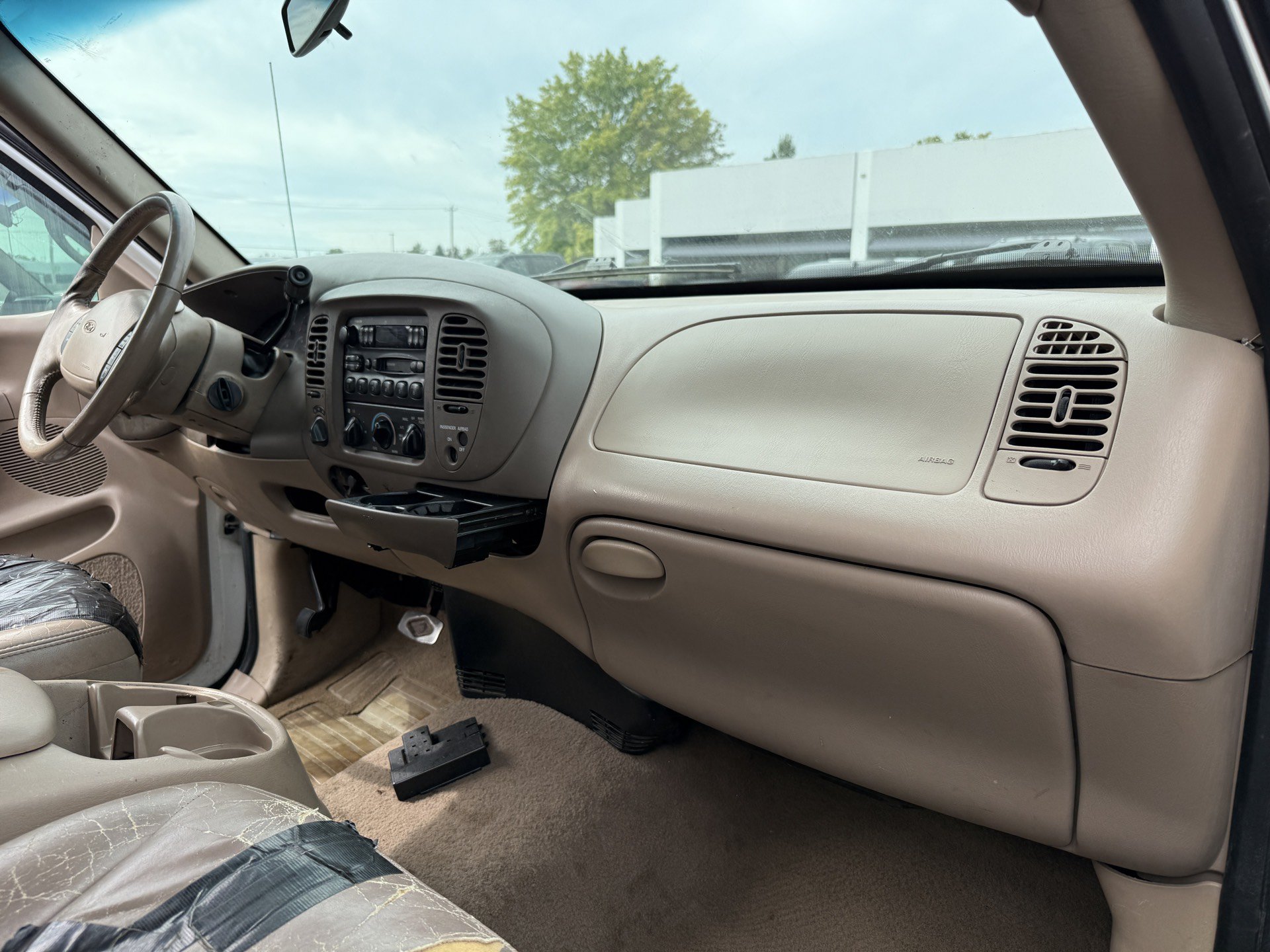 Used 1998 Ford F150 4x4 SuperCab image 9
