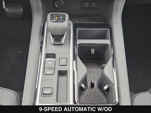 New 2026 Nissan Pathfinder SV image 24