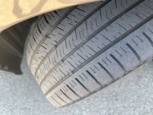 Used 2022 Toyota Camry XSE w/ Cold Weather Package image 9