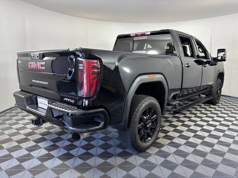 Certified 2024 GMC Sierra 2500 AT4 w/ AT4 Premium Plus Package AWD/4WD image 4