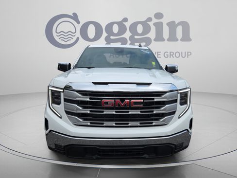 Certified 2026 GMC Sierra 1500 SLE w/ Max Trailering Package RWD image 9