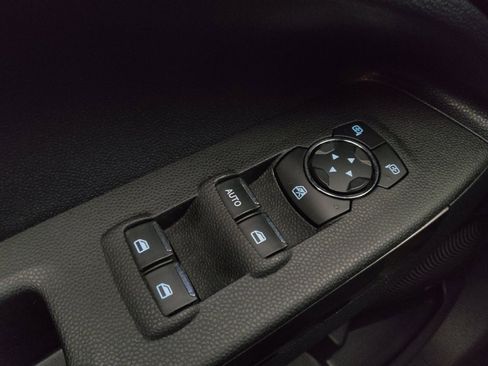 Used 2019 Ford EcoSport SE image 27