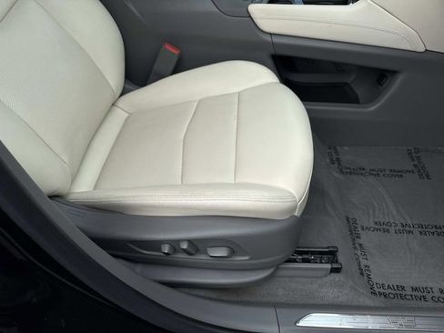 Used 2022 Cadillac XT5 Premium Luxury FWD image 15