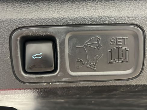 Used 2023 Ford Expedition Max Limited AWD/4WD image 31