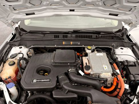 Used 2018 Ford Fusion SE w/ Equipment Group 602A FWD image 39
