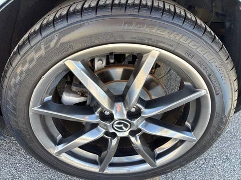 Used 2017 MAZDA MX-5 Miata RF Grand Touring image 10