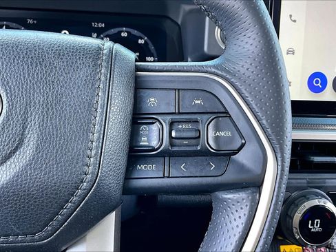 Certified 2025 Toyota 4Runner Limited image 25