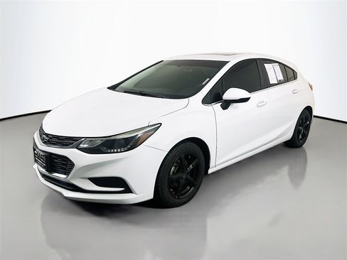Used 2017 Chevrolet Cruze LT w/ Sun And Sound Package image 3