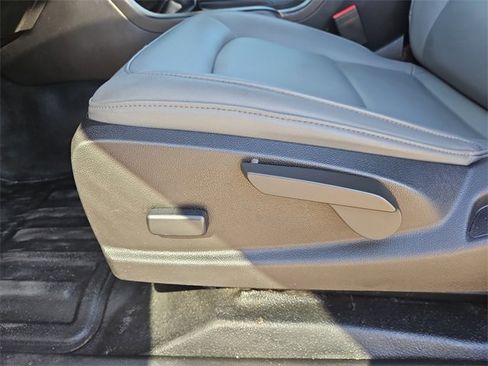 Used 2019 Chevrolet Colorado 2WD Extended Cab image 9