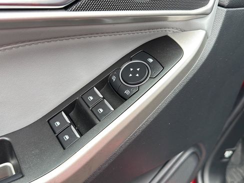 Used 2022 Ford Explorer XLT w/ Equipment Group 202A image 31