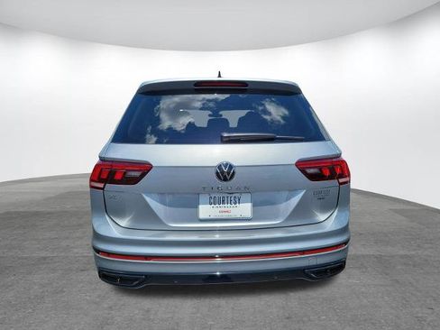 Used 2024 Volkswagen Tiguan SE R-Line FWD image 7