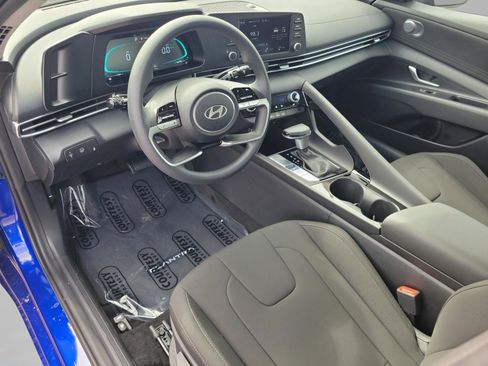 New 2026 Hyundai Elantra Blue image 20